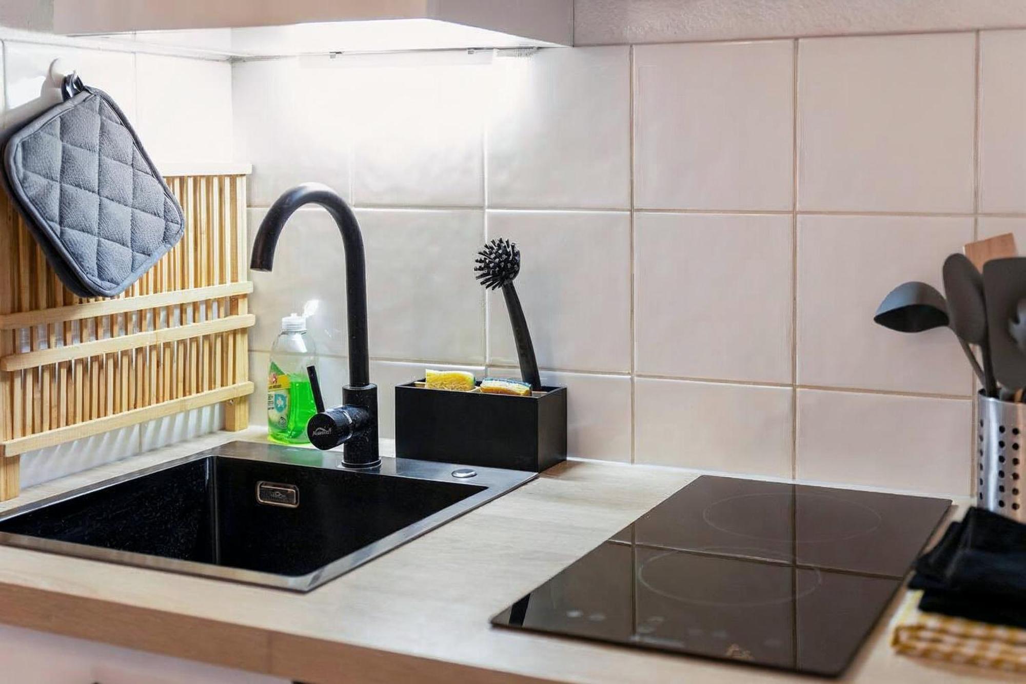 Superbe Appartement - Parking Gratuit - 4 Personnes Chambéry Extérieur photo